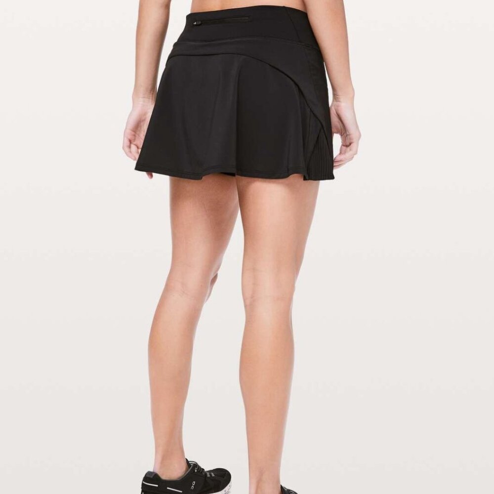 Lululemon Black Play Off The Pleats Skirt 13" Sz 12